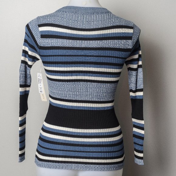 NWT Striped V-Neck Long Sleeve Top - Blue - small - Picture 3 of 4